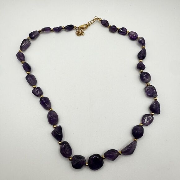 Up to 20", Polished Amethyst chunks with gold tone accent beads, necklace! - Picture 8 of 12